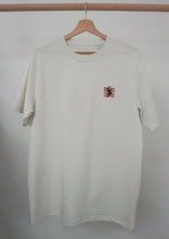 Charger l&#39;image dans la galerie, T-shirt ~ AKELARRE blanc vintage