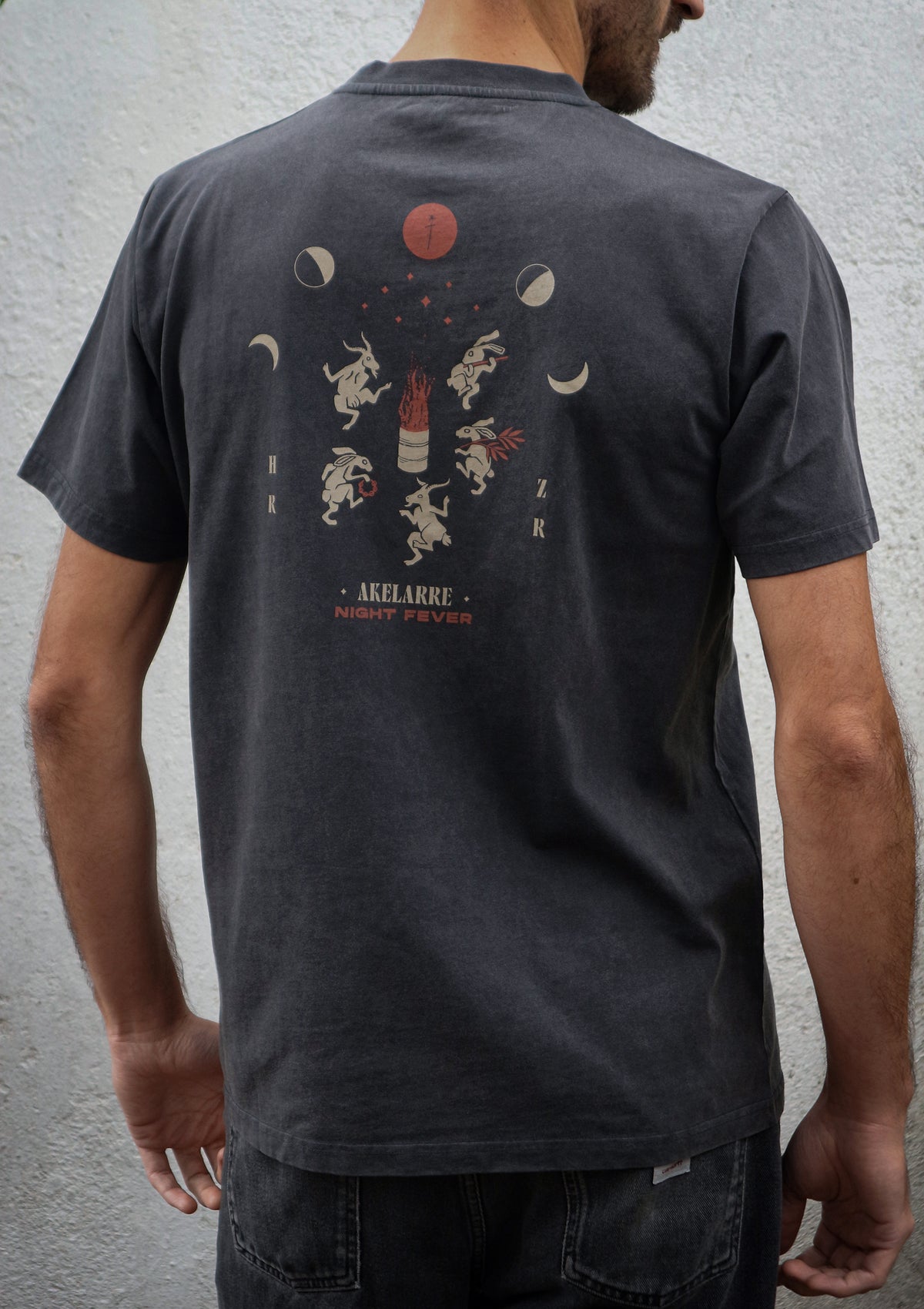 T-shirt ~ AKELARRE noir vintage