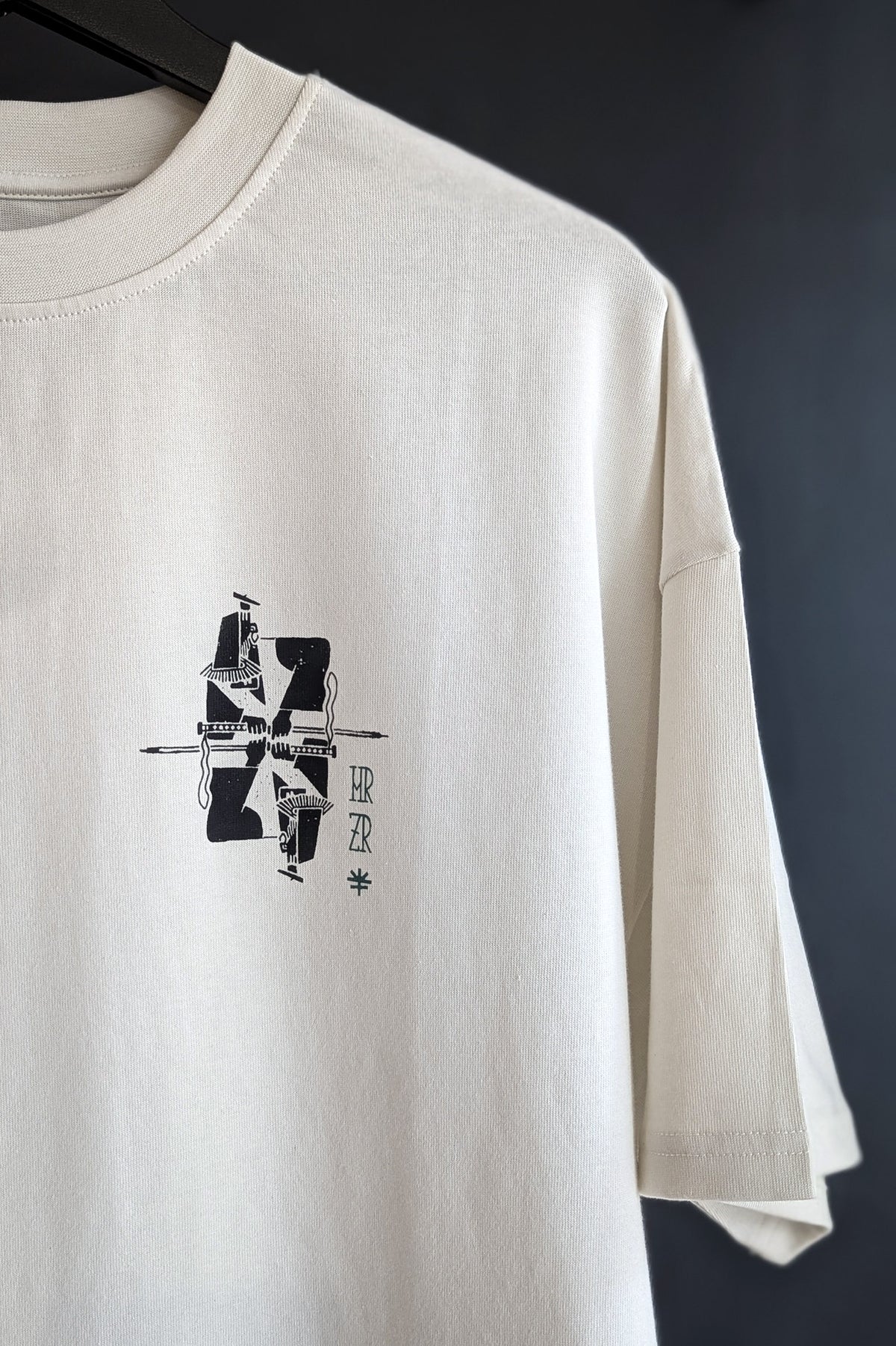 T-shirt ~ ARTZAINA