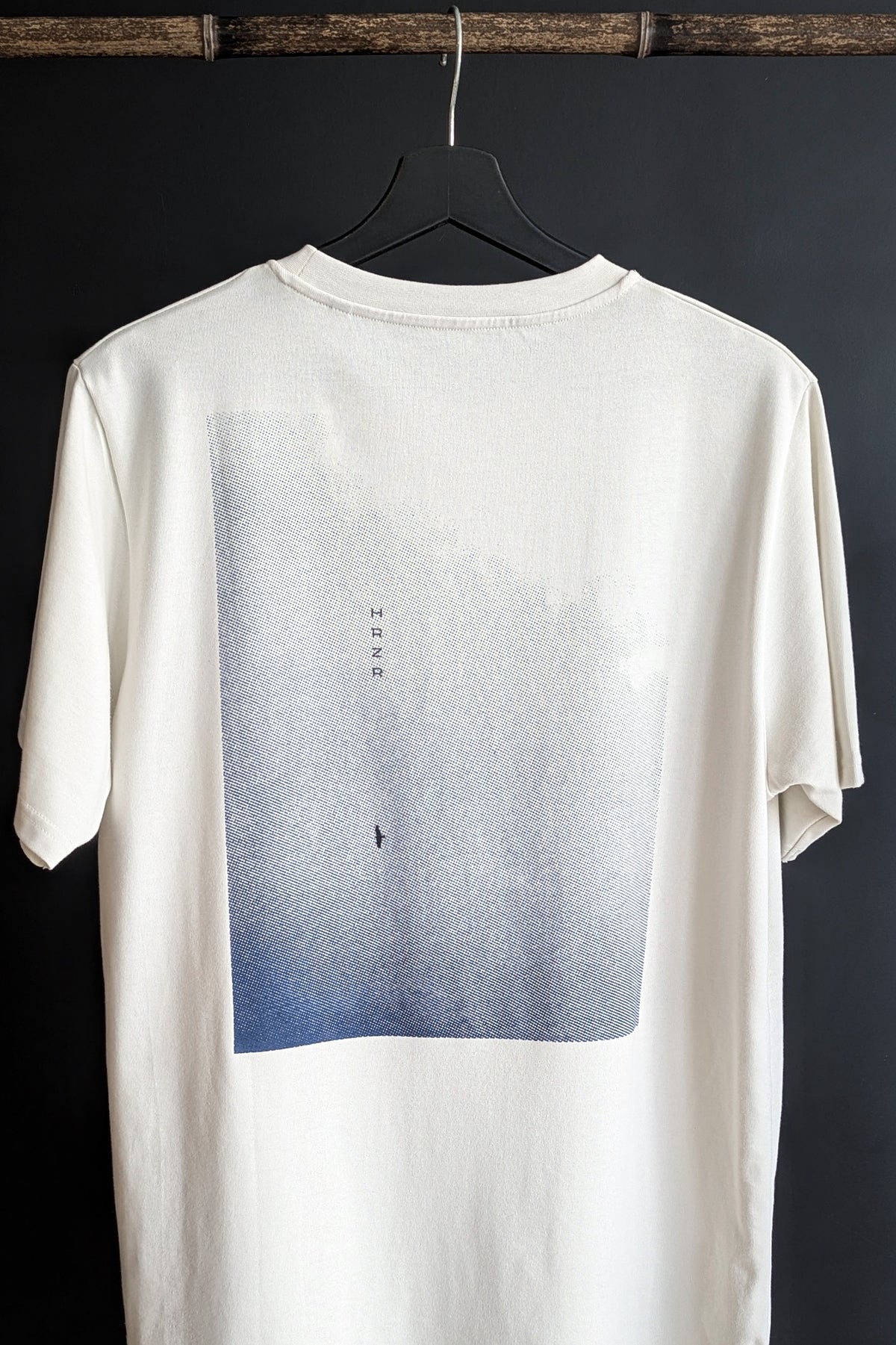 T-shirt ~ HEGAN